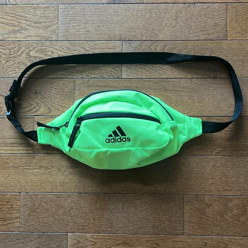💚ADIDAS SIGNAL GREEN/BLACK WAIST PACK/CROSSBODY BAG-ADJUSTABLE💚